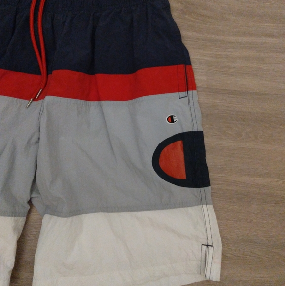 Champion shorts - Picture 3 of 6